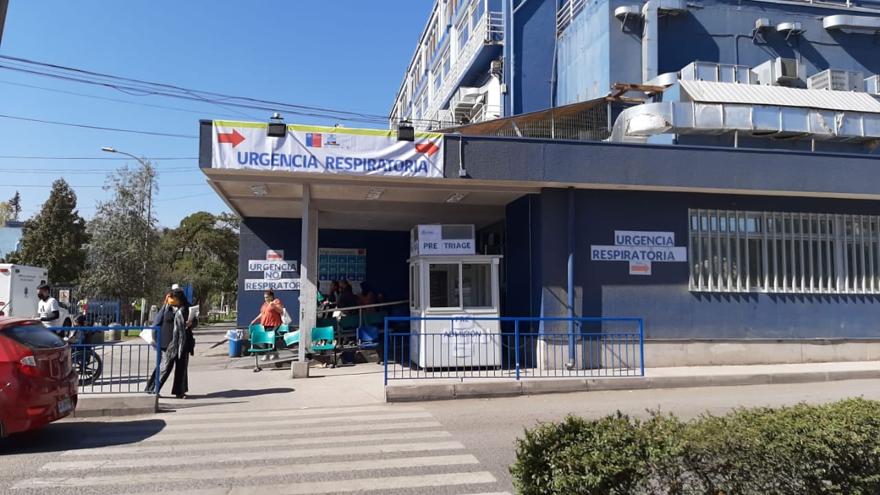 Demoledor informe de Contraloría a la salud de urgencia en la RM: pacientes críticos esperaron más de 73 horas por atención